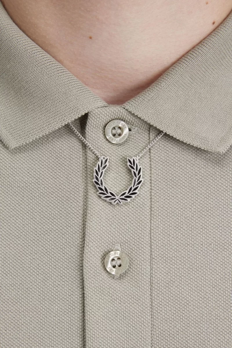 Fred Perry Laurel Wreath Necklace Men’s Jewellery Metallic Silver | LQVEP4752 Fred Perry Laurel Wreath Necklace Men’s Jewellery Metallic Silver | LQVEP4752