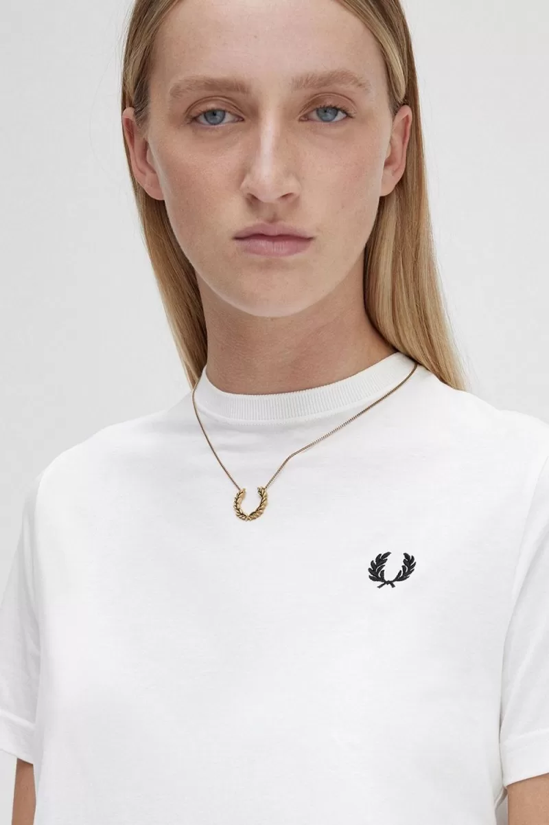 Fred Perry Laurel Wreath Necklace Women’s Jewellery Gold | ETUHF3520 Fred Perry Laurel Wreath Necklace Women’s Jewellery Gold | ETUHF3520