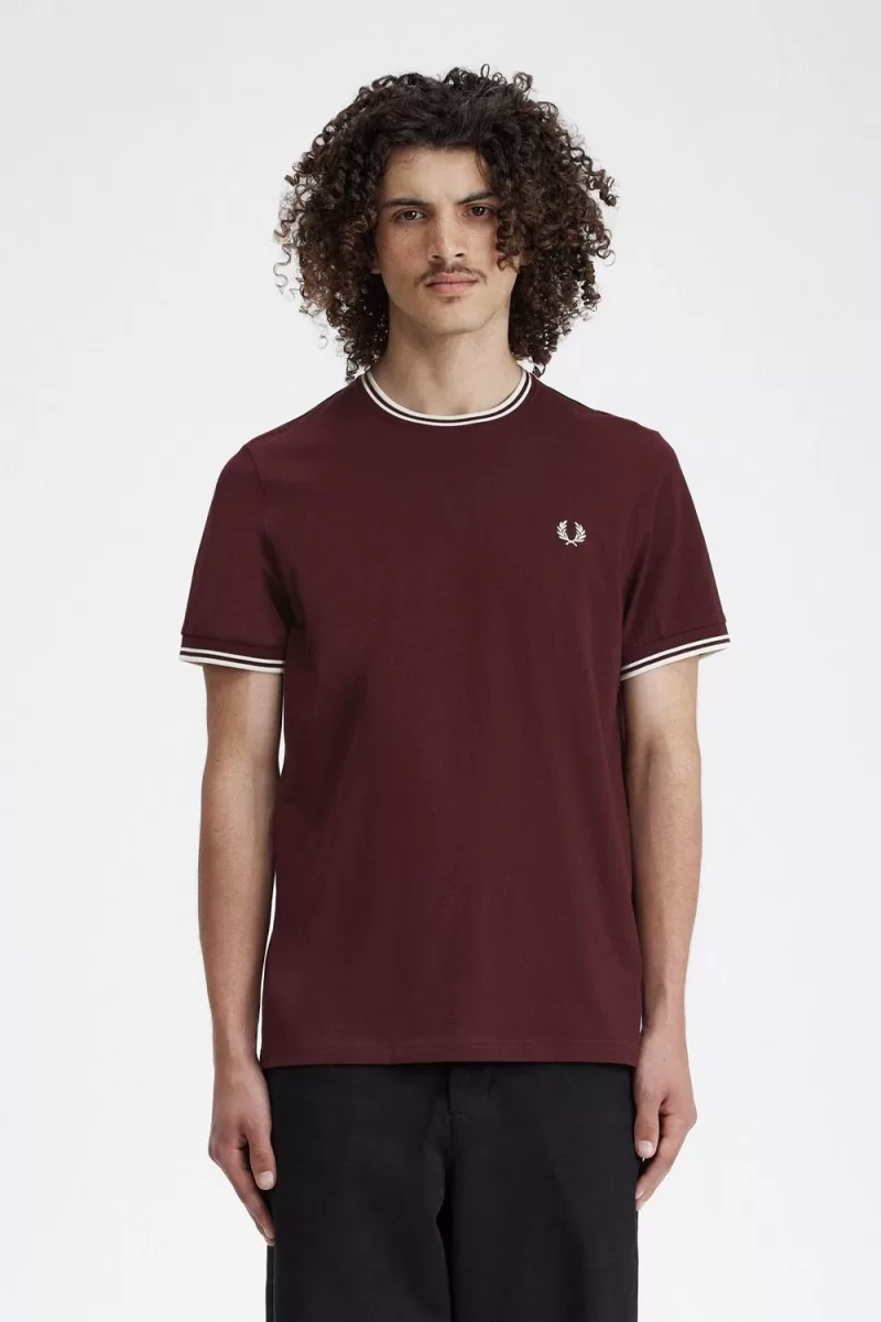 Fred Perry Twin Tipped Men’s T-Shirt Oxblood | XRVPL7965 Fred Perry Twin Tipped Men’s T-Shirt Oxblood | XRVPL7965